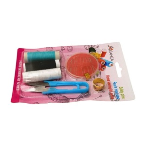KIT AGULHA C/ TRES RETROS DE LINHA E TESOURA E DEDAL 20184