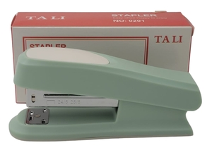 GRAMPEADOR 15X3X5CM  STAPLER 0201