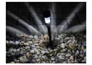 LUMINARIA SOLAR PARA JARDIM TIPO ESPETO 29,5 CM X 4,5 CM