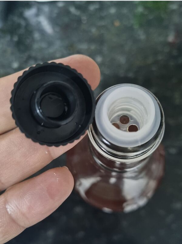 TAMPA DE GARRAFA TIPO ROLHA PARA VINHO CACHA?A COM 2 UN